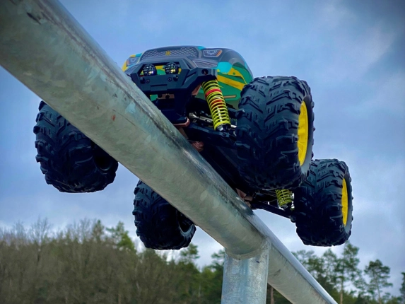 RC auto RMT Monster Tornado
